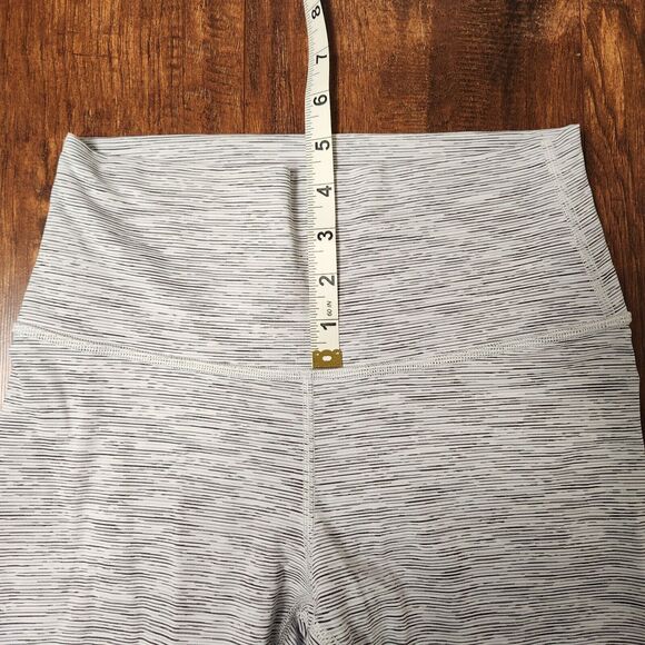 Lululemon Women Wunder Under CROP HR Luxtreme LW6AI4S WAGG White Print Size 6 - Picture 4 of 6